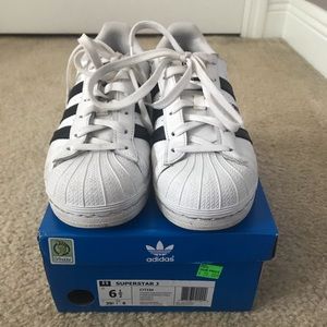 Adidas Superstar